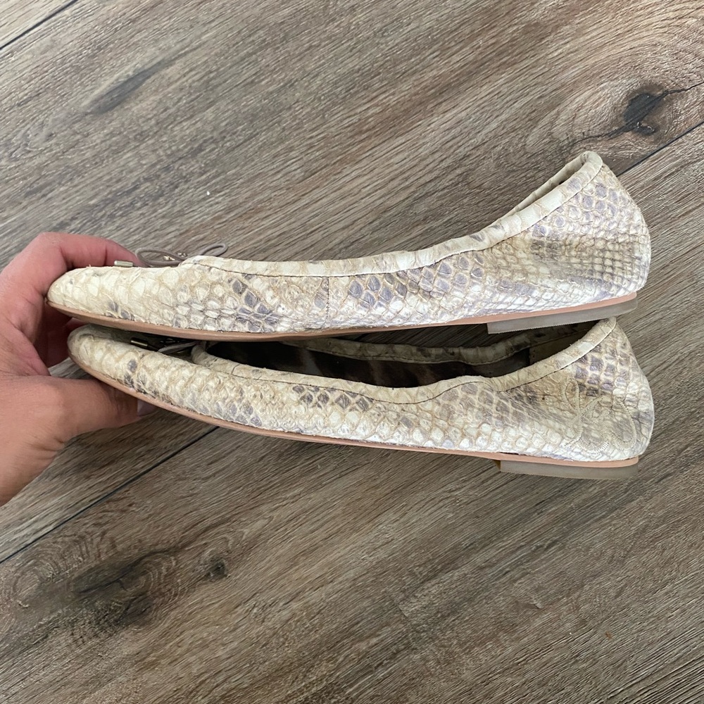 Sam Edelman Felicia Snake Embossed Ballet Leather Flats Shoes
Size 7.5 - Picture 5 of 8